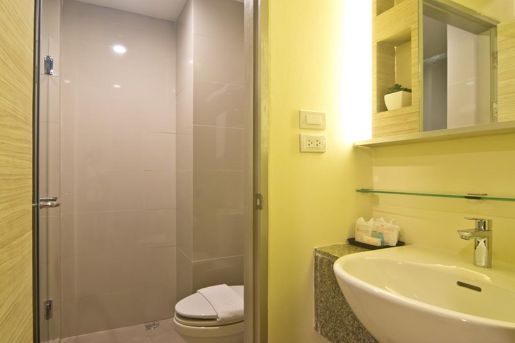 Hotel Sunshine One Pattaya Habitación foto
