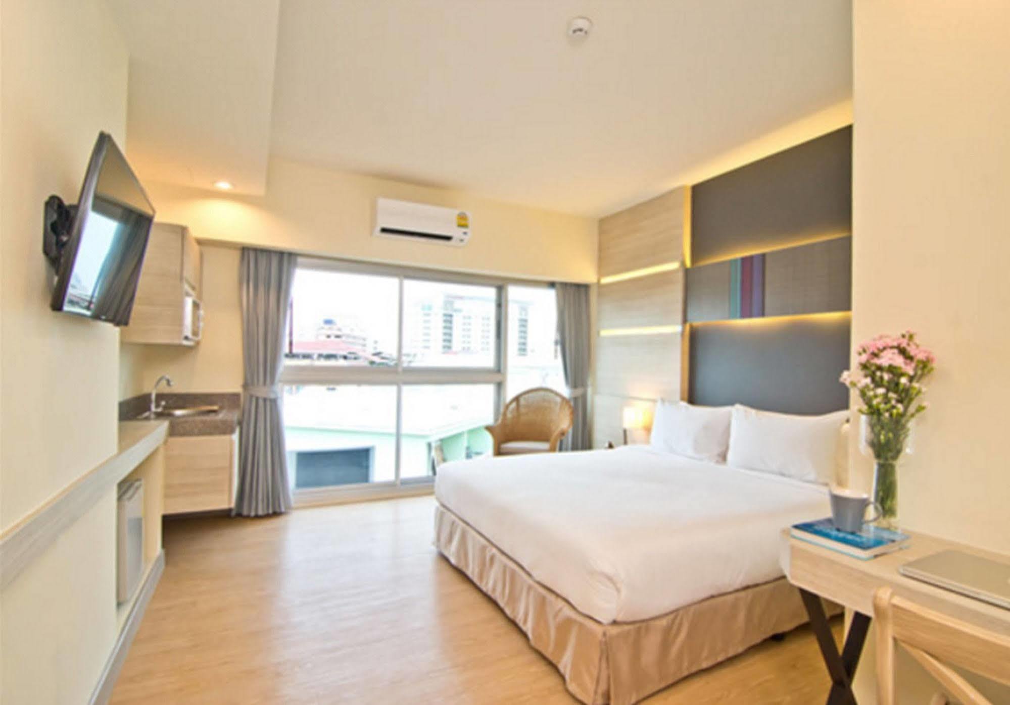 Hotel Sunshine One Pattaya Exterior foto