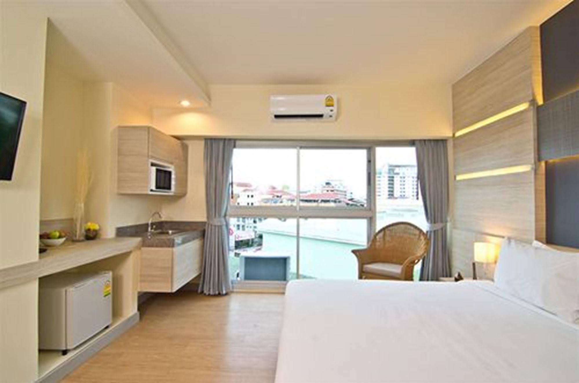 Hotel Sunshine One Pattaya Exterior foto